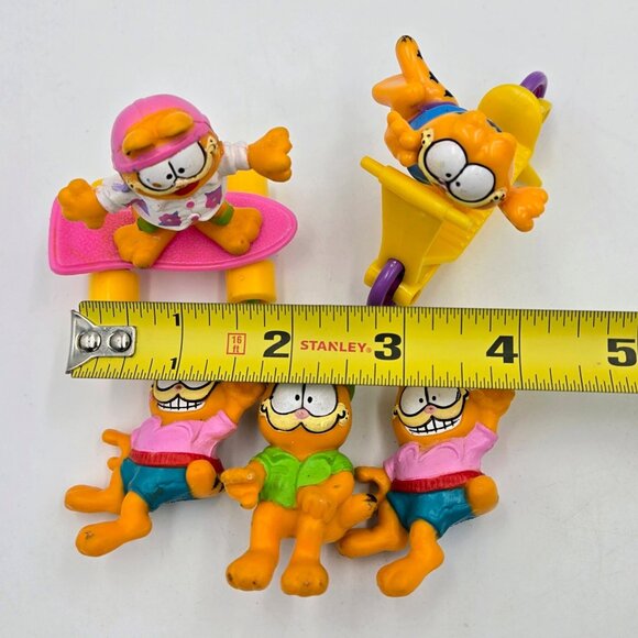McDonald’s Garfield Figures Happy Meal 1988 Vehicles Read - Picture 3 of 7